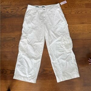 Women’s Wild Fable White Cargo Pants